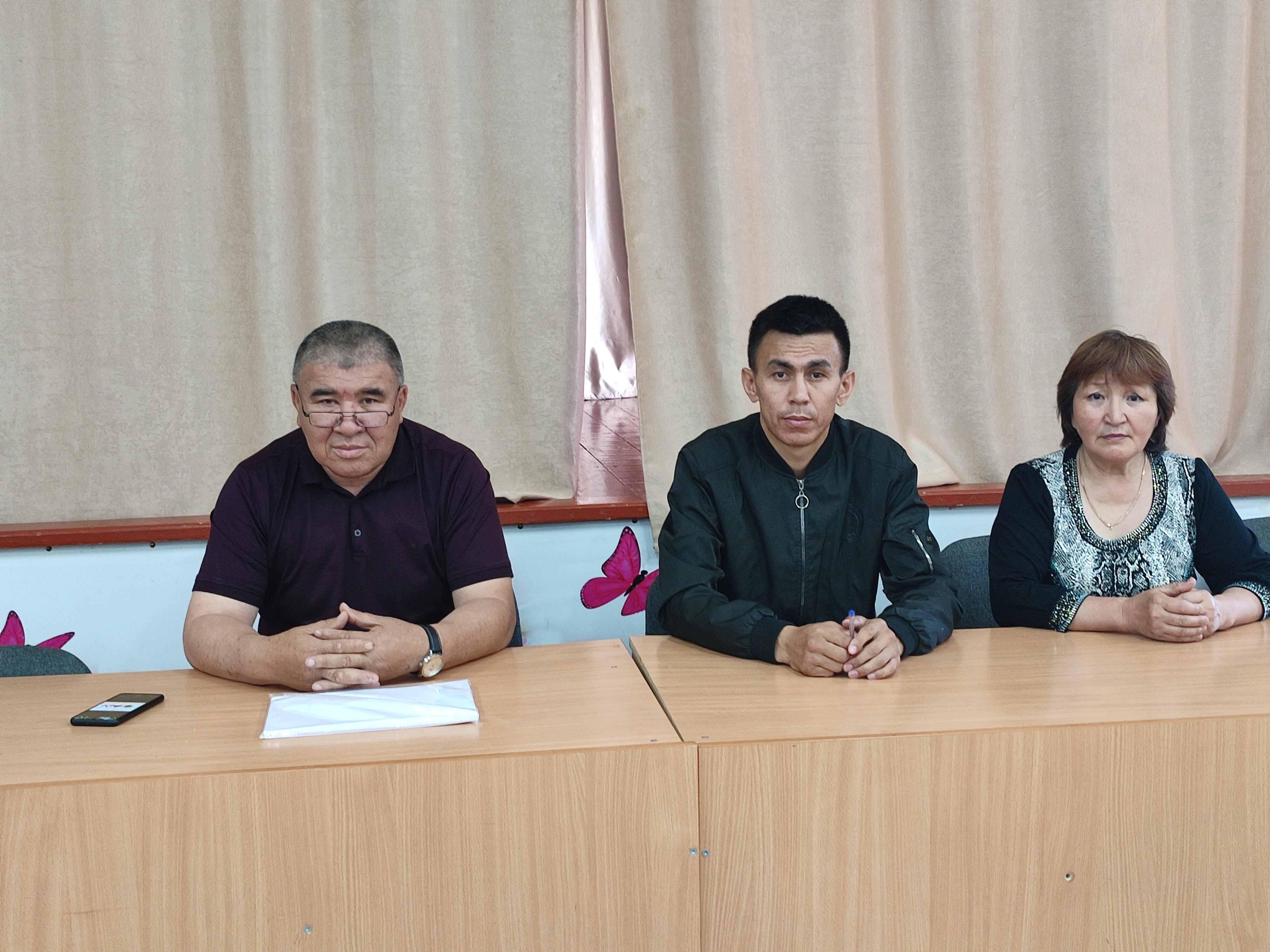 2022 жылдың 5 маусымында өтетін, Республикалық референдумға белсенді қатысып, дауыс беруге шақырды.