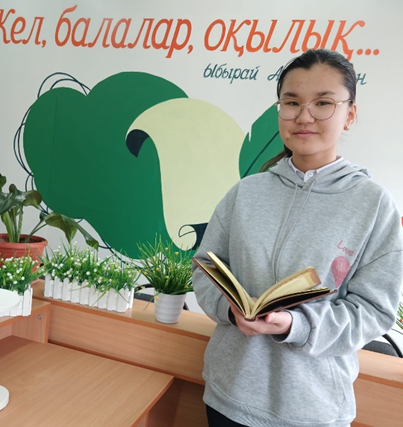 Жас талантты ақындар
